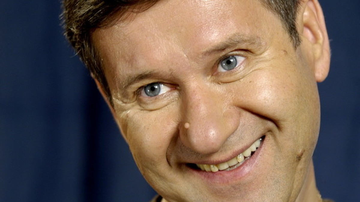 Ep 453 La Bloc Seriale Vizioneaza Online Cele Mai Bune Seriale Productii Noi De Succes Romanesti Dar Si Seriale Mai Vechi Voyo