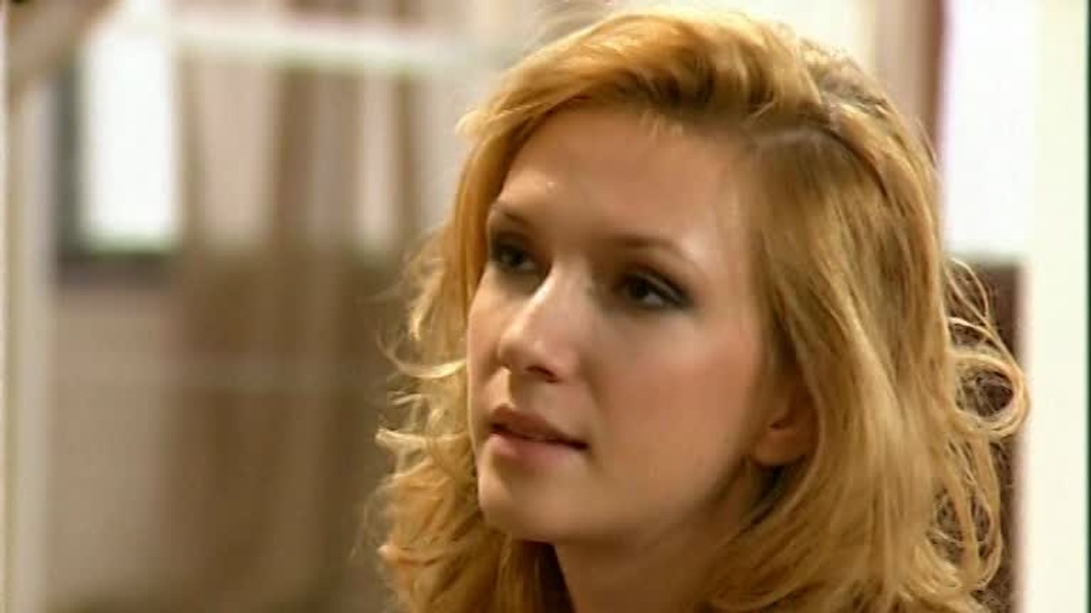 Episodul 177 Lacrimi De Iubire Seriale Vizioneaza Online Cele Mai Bune Seriale Productii Noi De Succes Romanesti Dar Si Seriale Mai Vechi Voyo